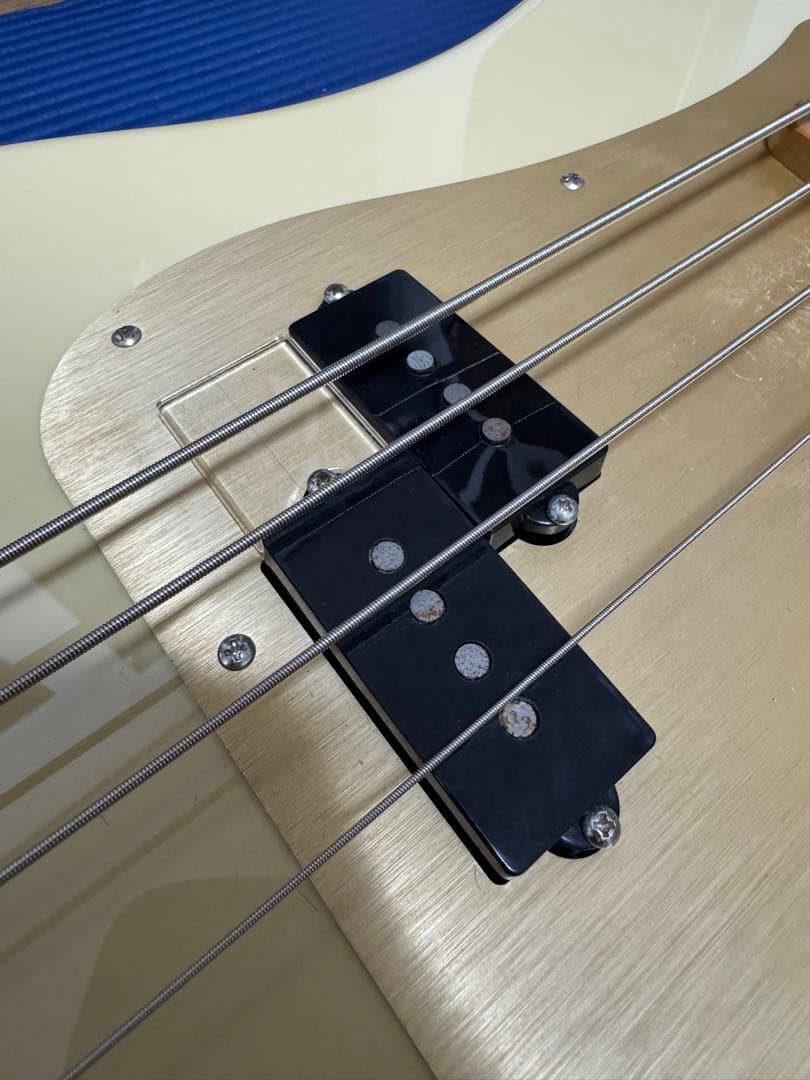 ベース Fender Vintera II 50s Precision Bass