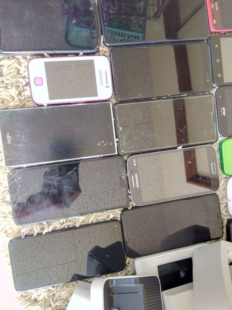 スマホまとめ売りジャンク品