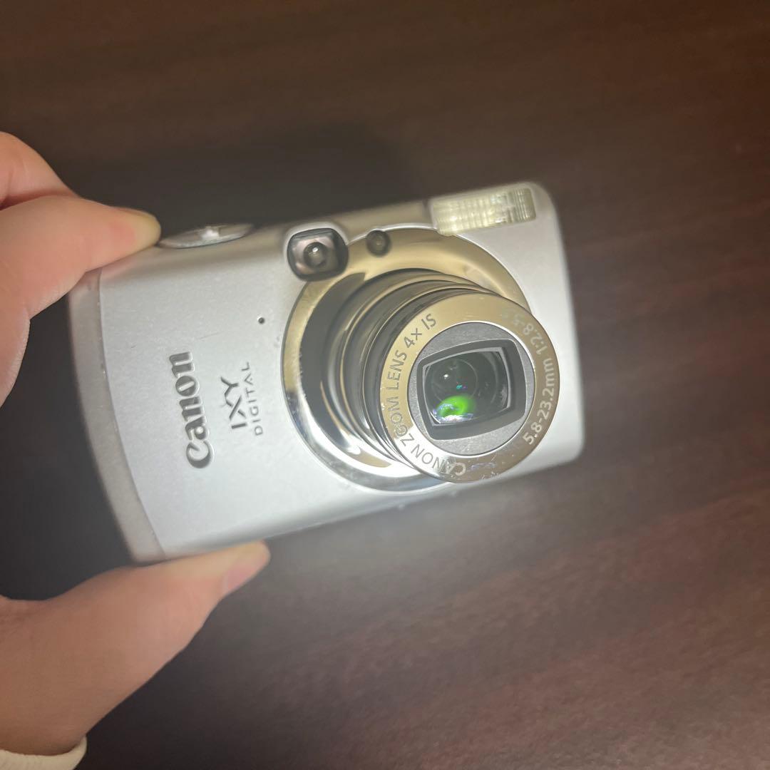 Canon IXY DIGITAL 810 IS デジカメ　付属品あり　箱あり