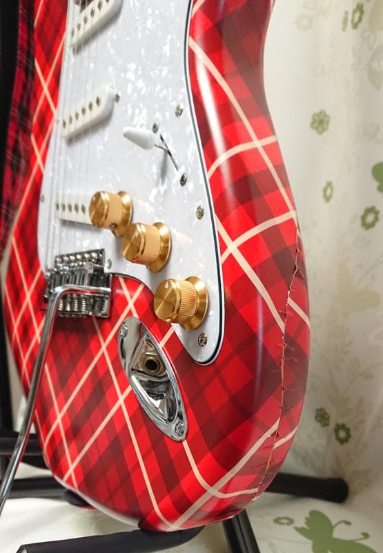 1月20日まで フォトジェニック ストラト ギター タータンチェック