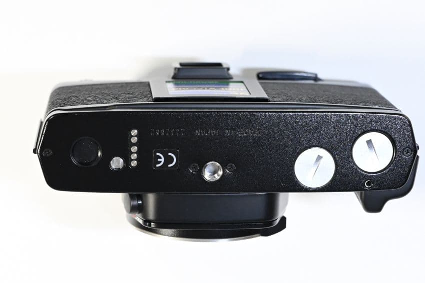 OLYMPUS OM-4 Ti ブラック