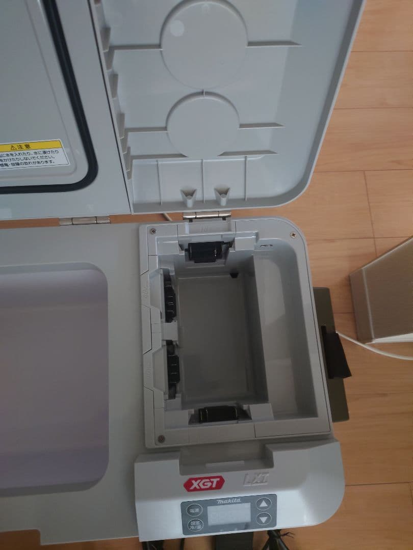 Makita XGT 大容量冷蔵庫　最終値下げ