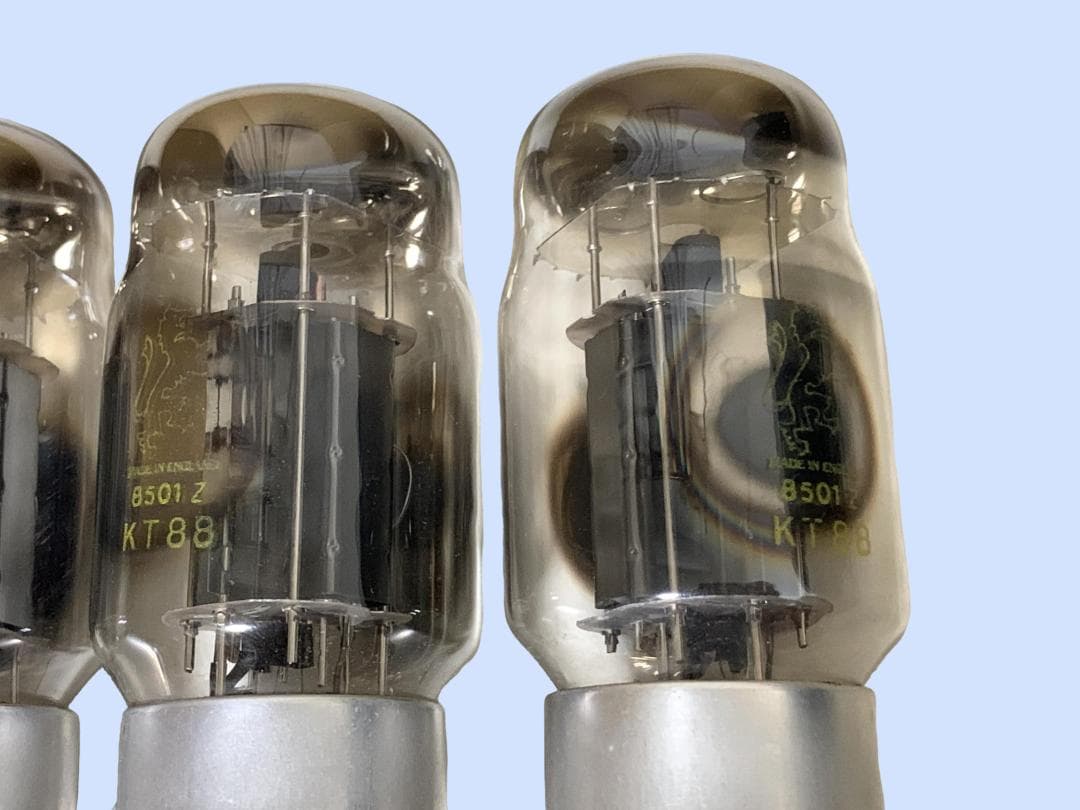 M6749 KT88 GOLD LION 英国製　4本　真空管 ジャンク品