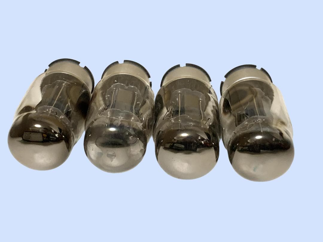 M6749 KT88 GOLD LION 英国製　4本　真空管 ジャンク品