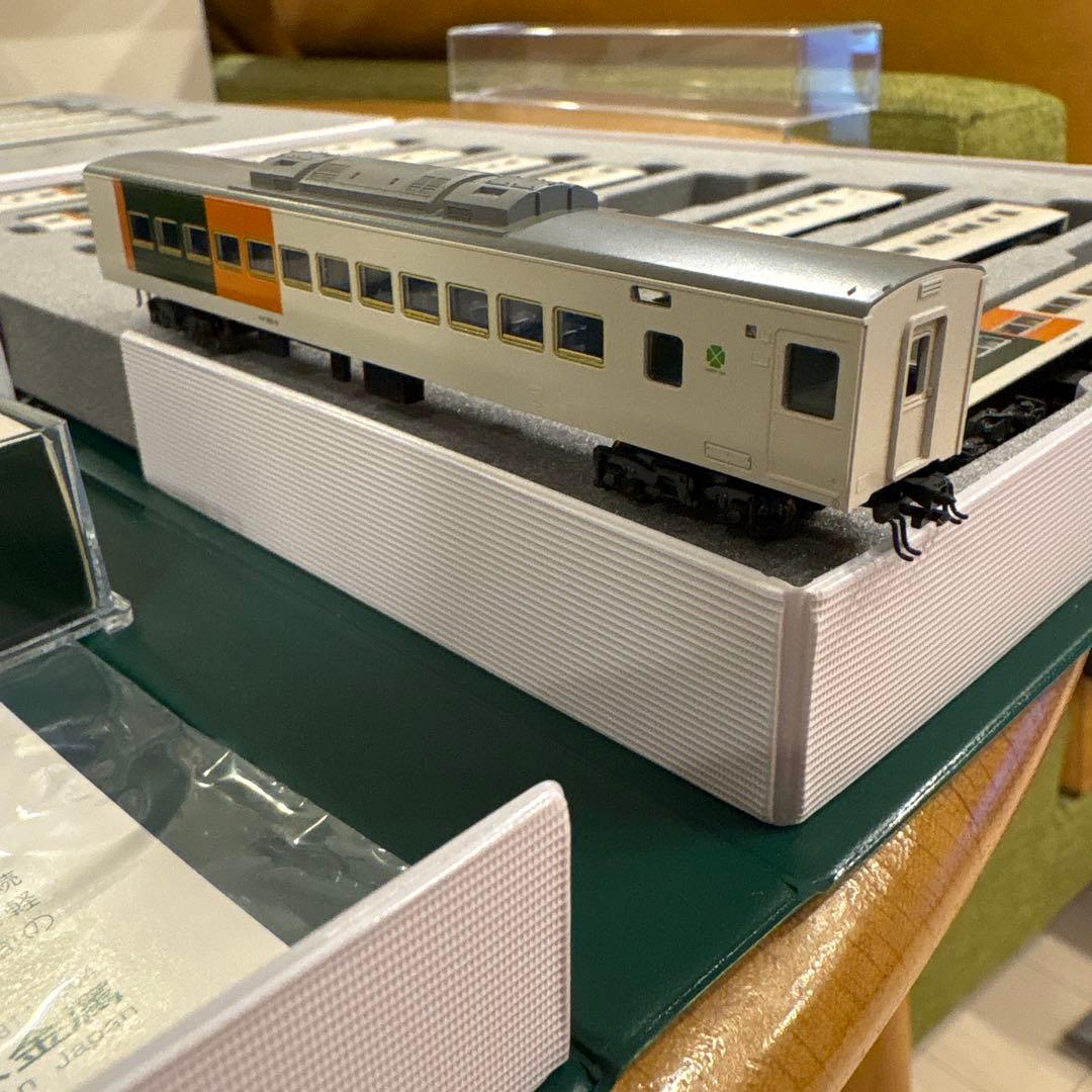 KATO 10-219/220/225 185系0番台踊り子新塗色15両フル③