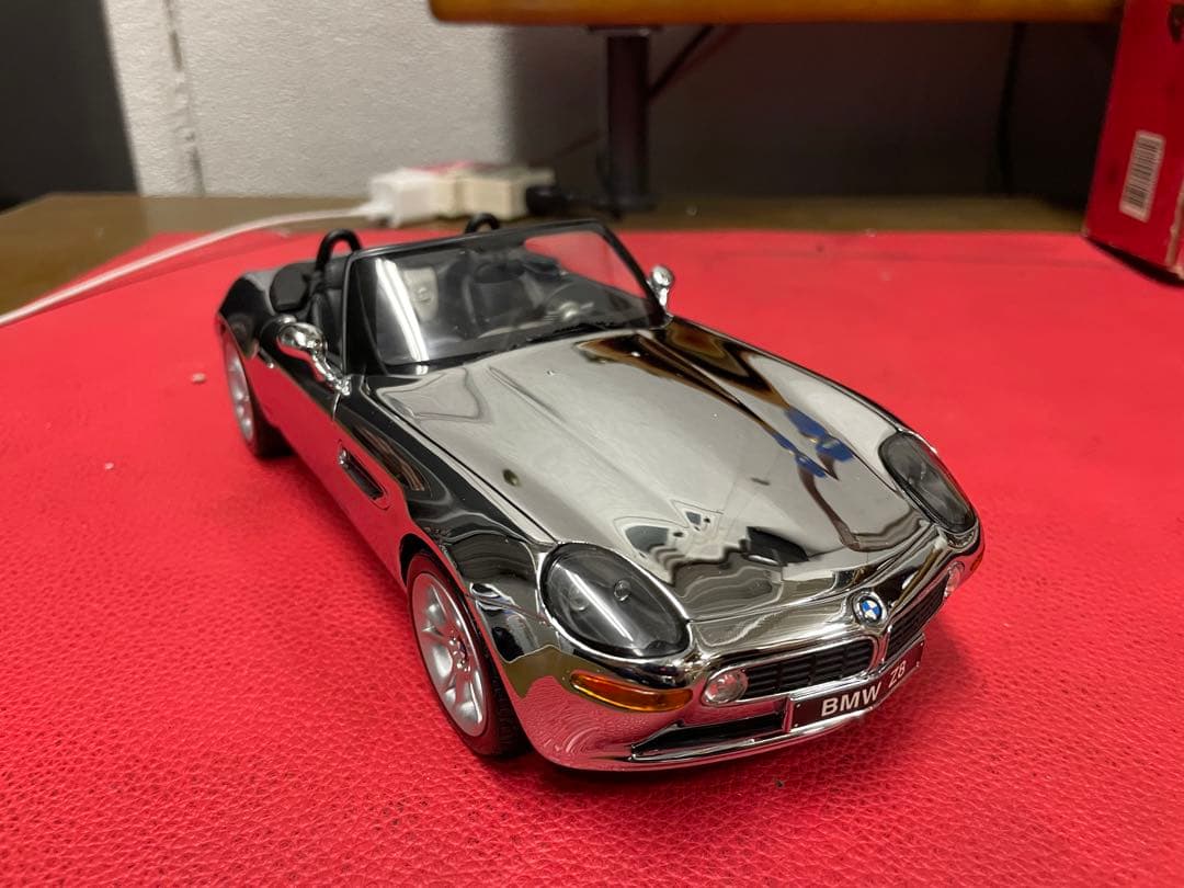 京商　BMW Z8 クロームメッキ
