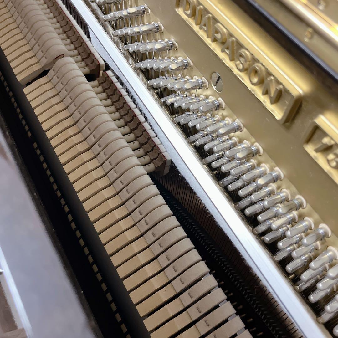 ディアパソン 132-BW アップライトピアノ　サイレント（消音機能）付き