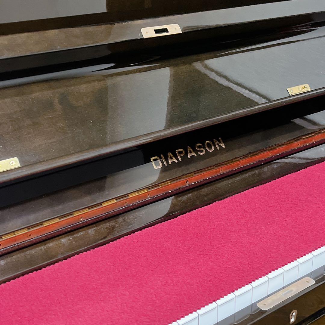 ディアパソン 132-BW アップライトピアノ　サイレント（消音機能）付き