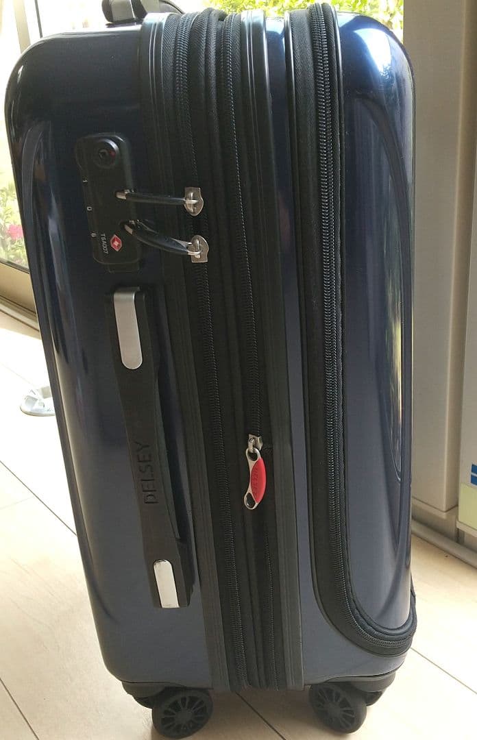 デルセー（DELSEY）ヘリウムエアロ　スーツケース Sサイズ ネイビー