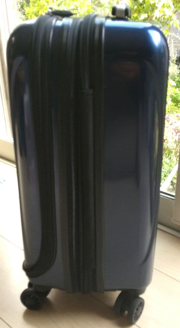 デルセー（DELSEY）ヘリウムエアロ　スーツケース Sサイズ ネイビー