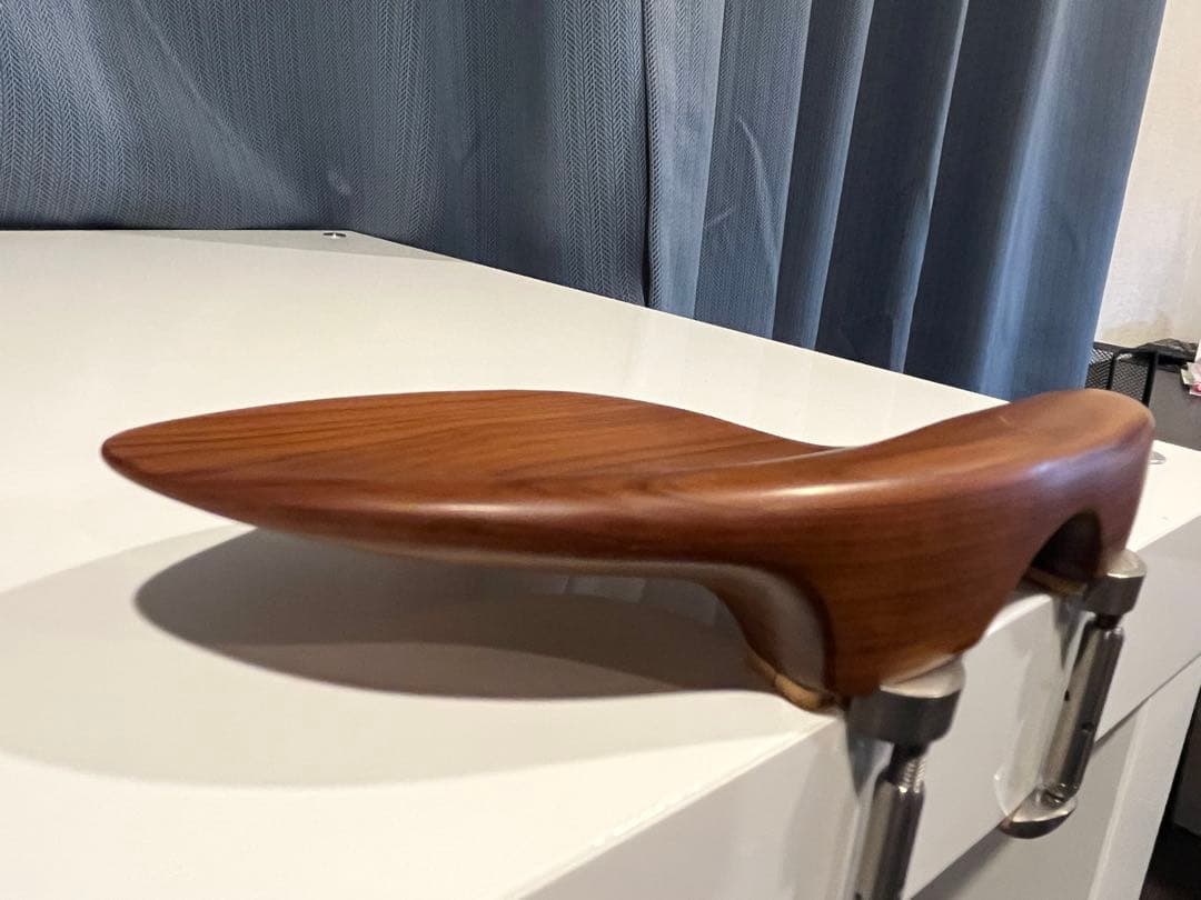 『未使用品』Berdani バイオリン 顎当て　柘植チタン