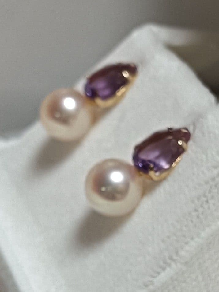 高級品　オーロラ花珠級あこや本真珠　ピアス　テリテリ　アメジストK18　可愛い