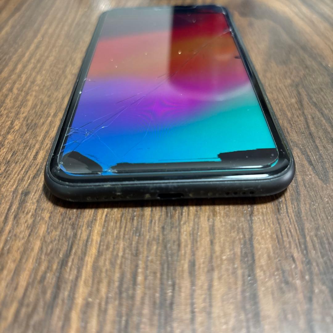 iPhone11 64GB SIMフリー 画面割れあり ジャンク品