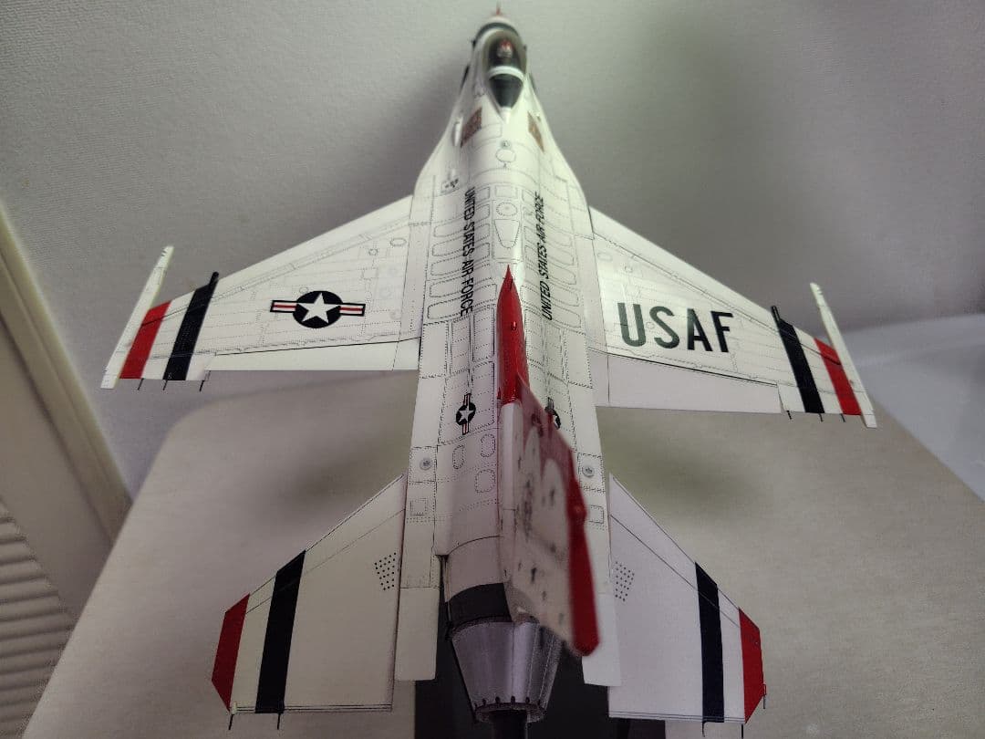 タミヤF-16 Cアメリカ空軍 1/32マスターワークコレクション