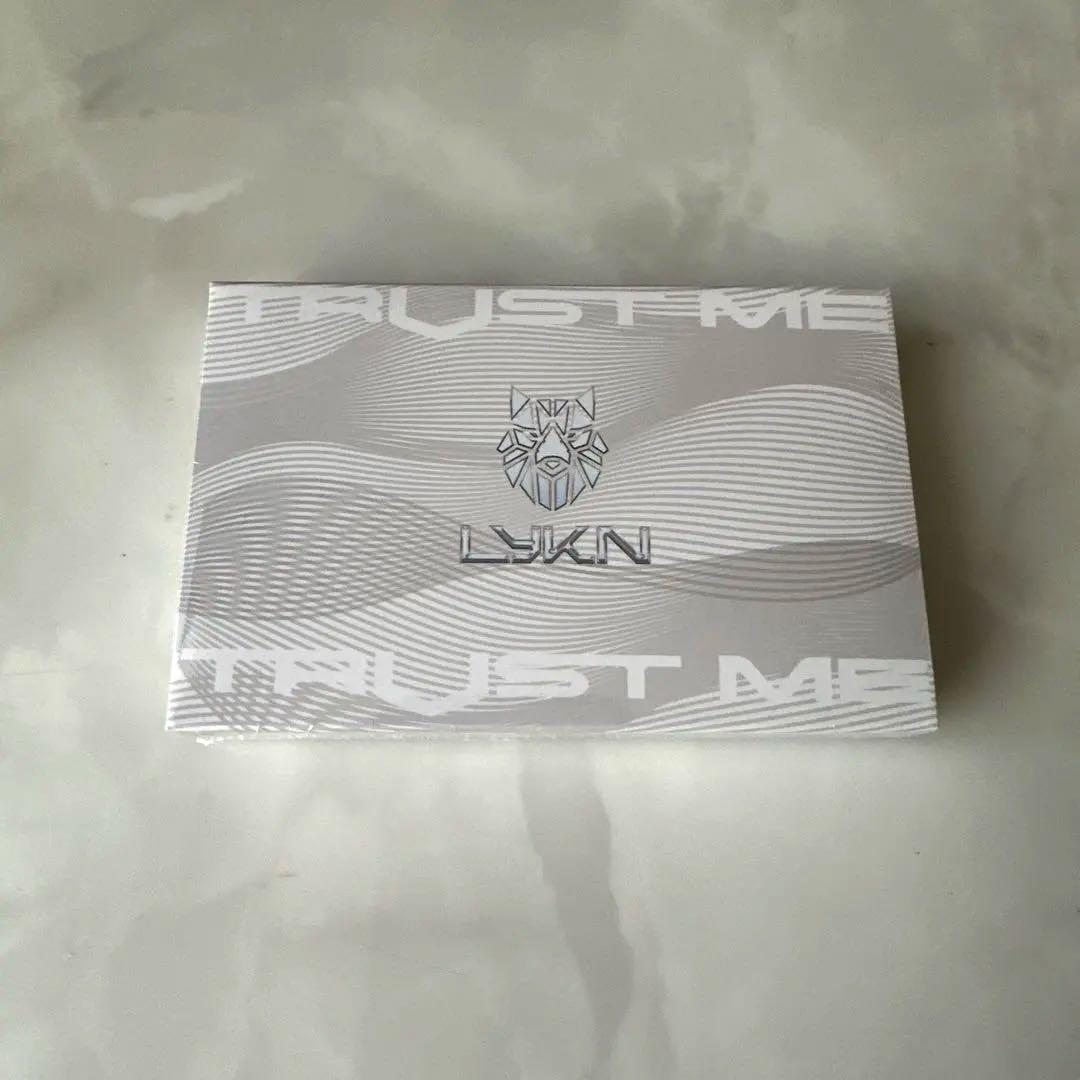 LYKN TRUST ME カードホルダー&トレカ セット LYKYOU 完売品