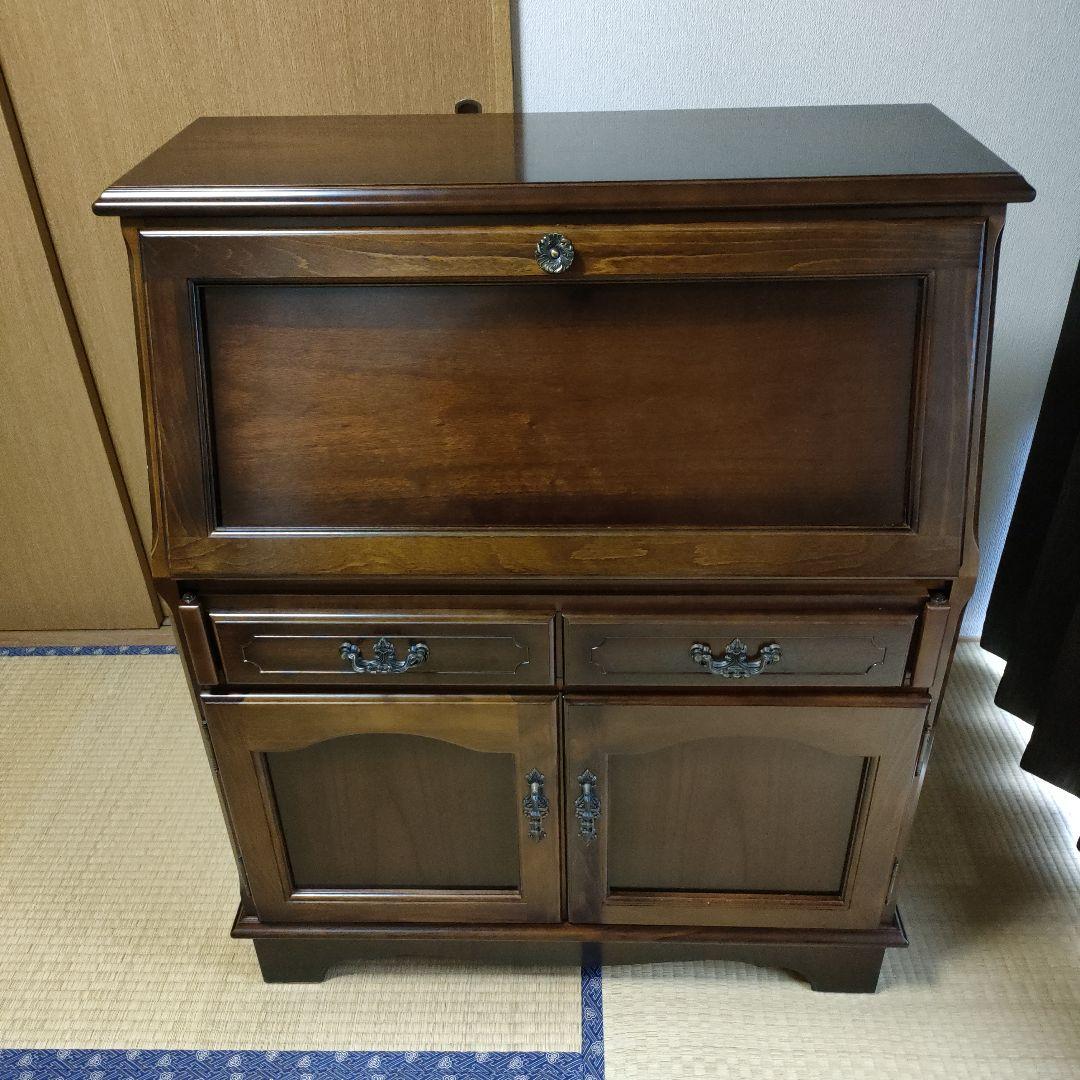 カリモク「コロニアル　ライティングビューロー」ライティングデスク