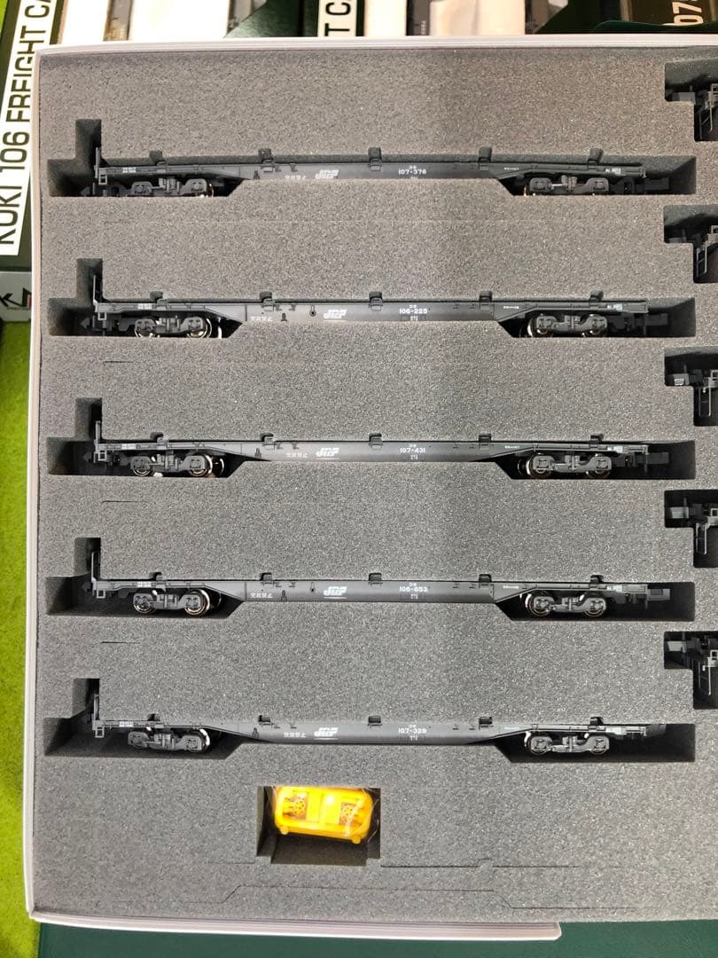 KATO 10-1432 コキ106 + 107 (10両 + 6両セット)