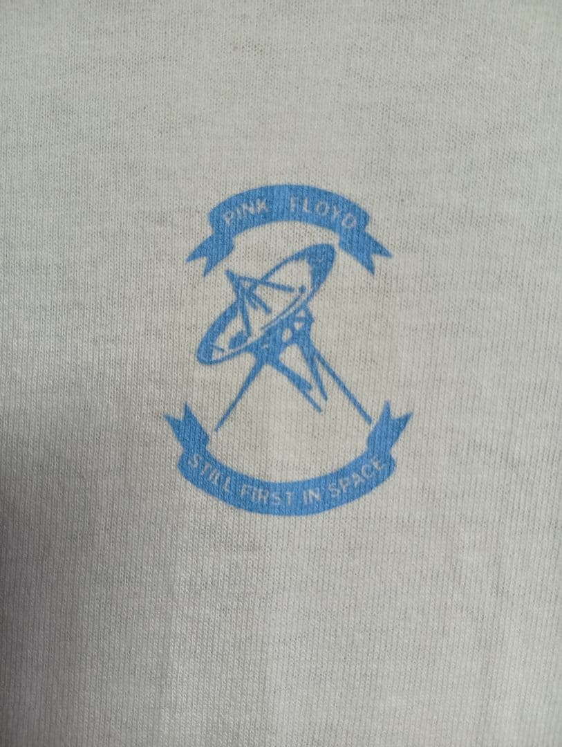 ピンクフロイドTシャツ 炎のデザイン