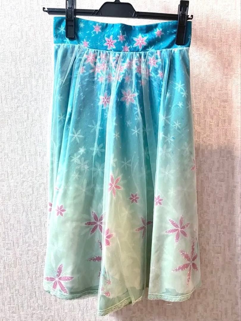 【年末年始セール】エルサのサプライズ 膝丈スカート【ディズニー】