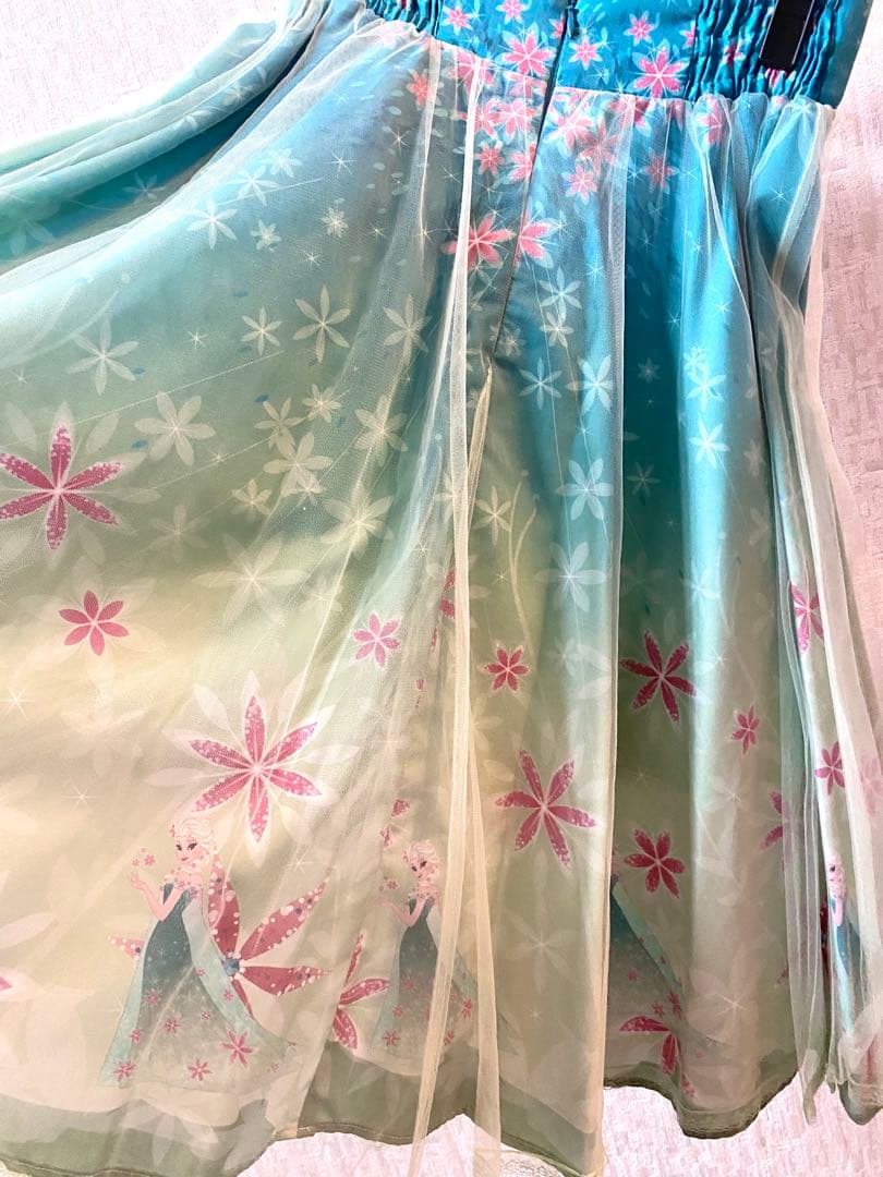 【年末年始セール】エルサのサプライズ 膝丈スカート【ディズニー】