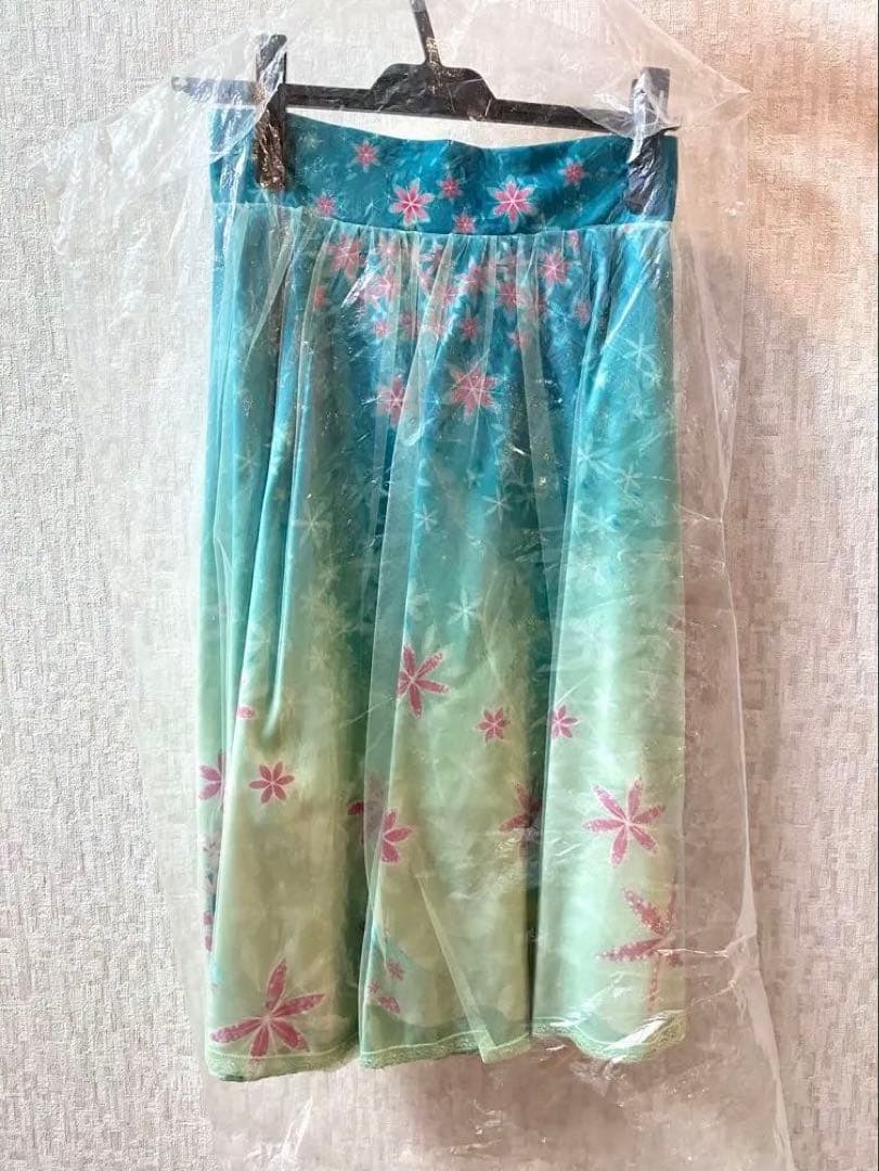 【年末年始セール】エルサのサプライズ 膝丈スカート【ディズニー】