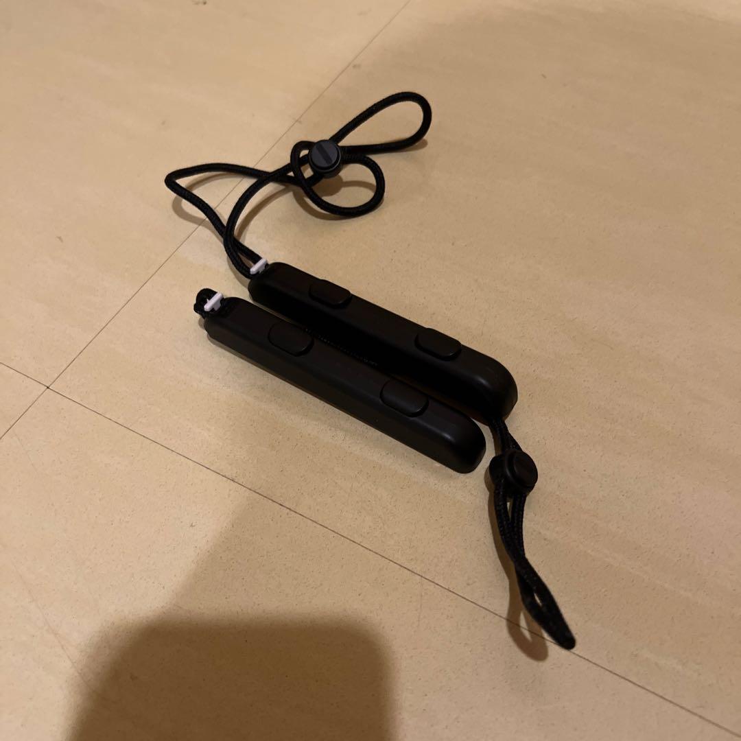 Nintendo Switch 本体 赤/青 Joy-Con 付属品付き