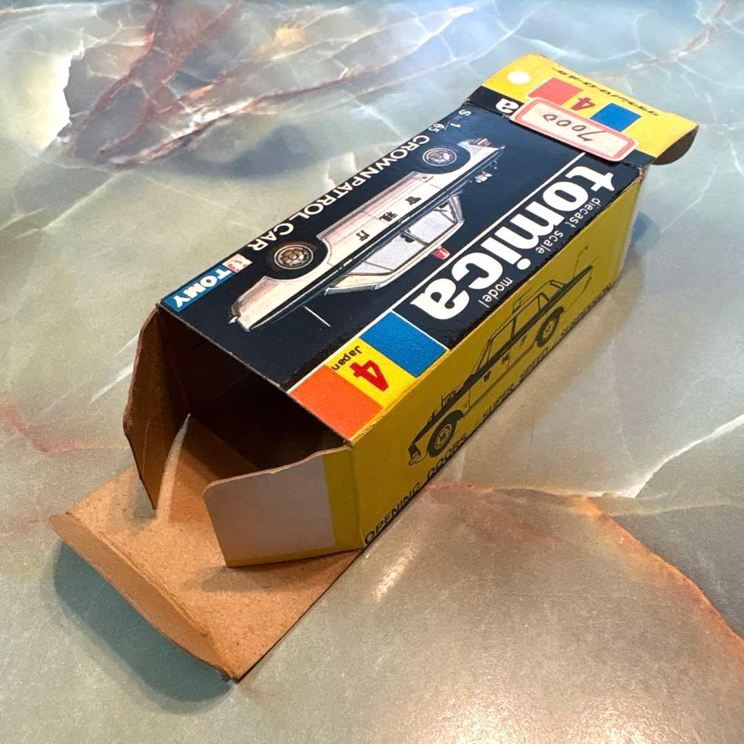 トミカNO.4 トヨタクラウンパトロールカー 黒箱 日本製 1Dホイール