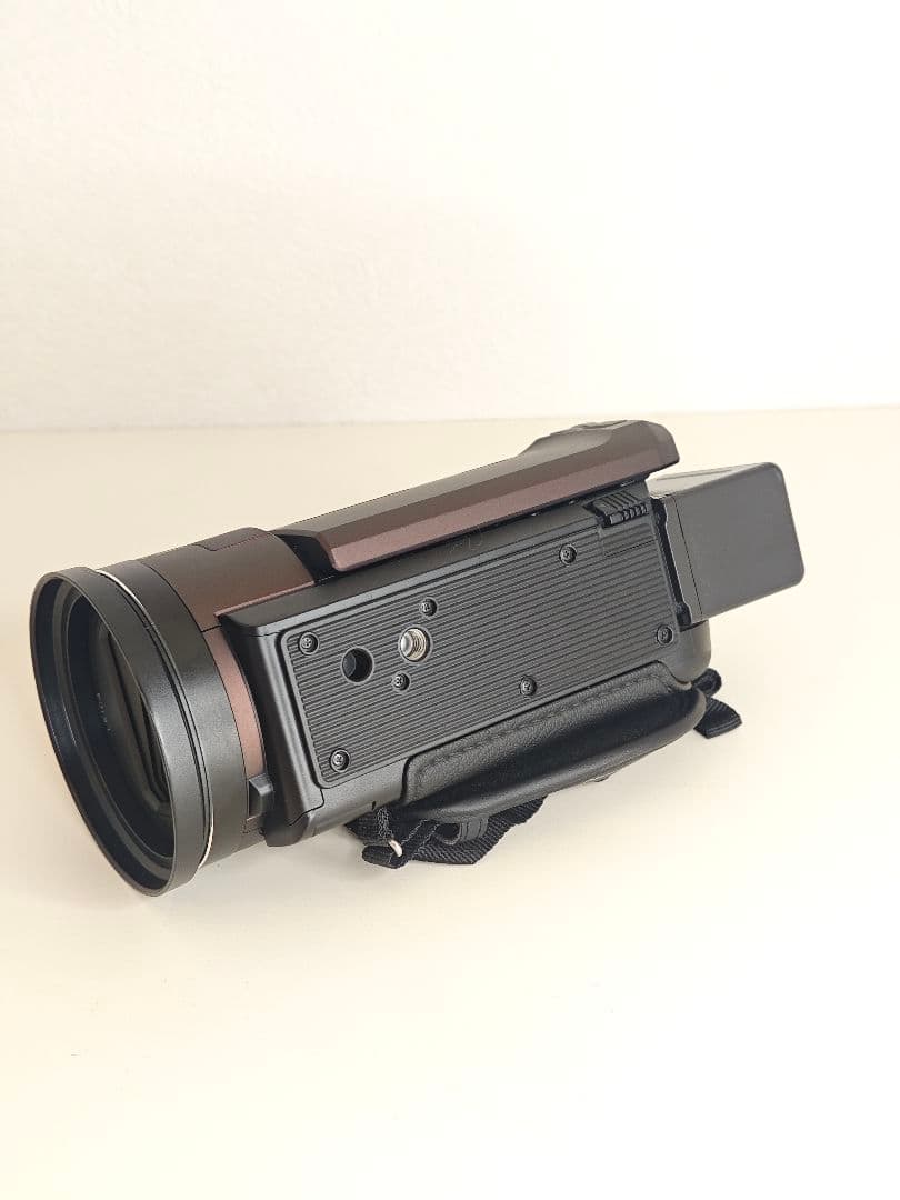 新品同様 Panasonic パナソニック 4K ビデオカメラ HC-WX2M