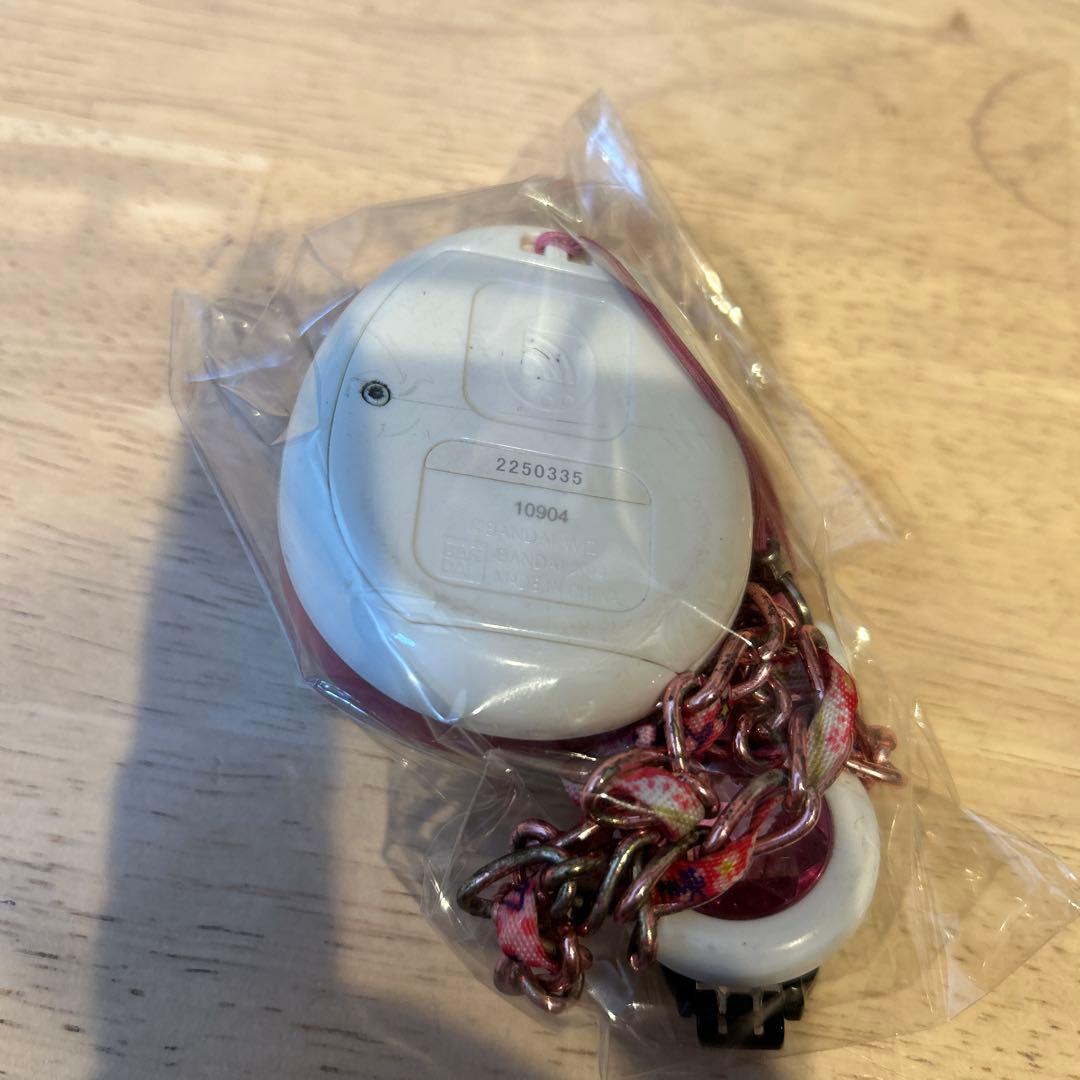 たまごっち4uピンク ハート柄 チェーン付き　希少