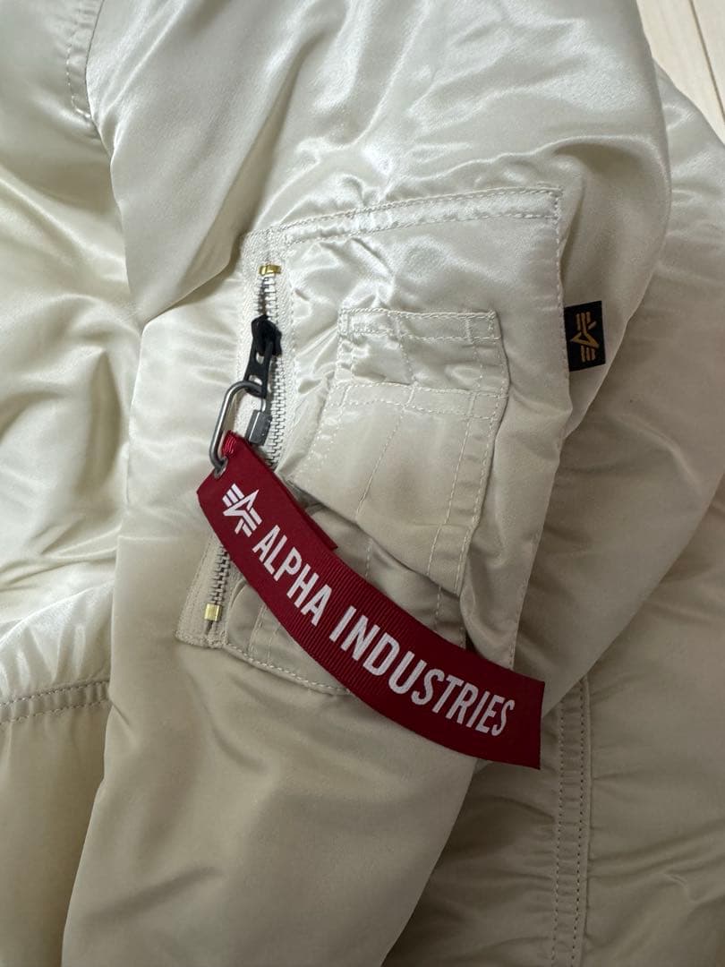 ALPHA INDUSTRIES【XL】MA-1 TIGHT JACKET