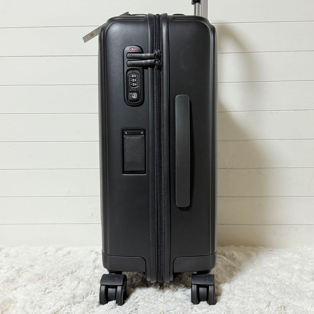 ⭐️新品未使用⭐️　ゼロハリバートン　EDGE LIGHTWEIGHT　スーツケース