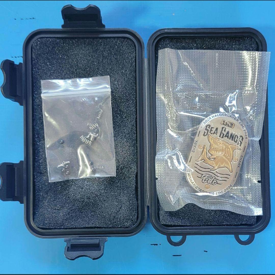 新品未開封 フィジェットトイ スライダー EDC サメ シャーク シルバー