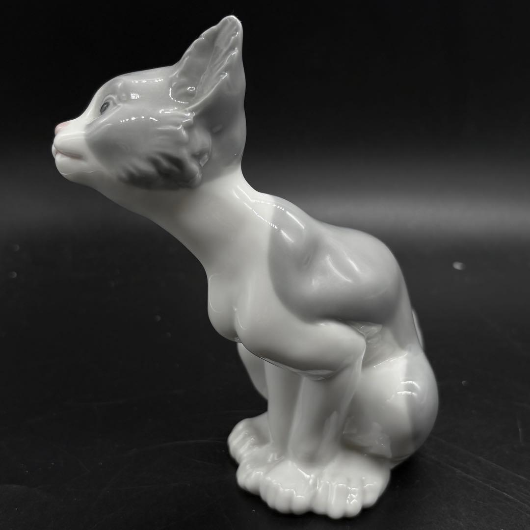 箱付き リヤドロ フィギュリン 置物　ネコ　ごはんをちょうだい　②　no.172