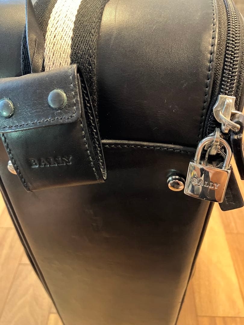 【美品】BALLY バリー キャリーケース トラベルバッグ 黒