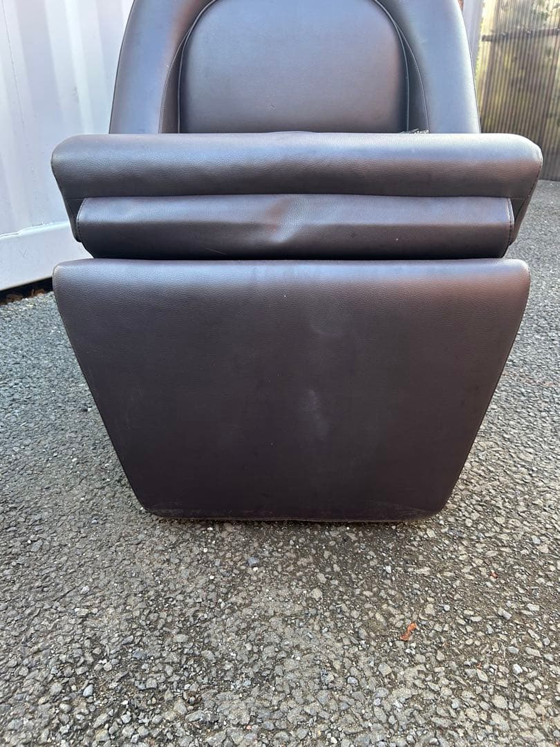 ビューティガレージ製『RUBINO（ルビノ） BASIC-R イスのみ