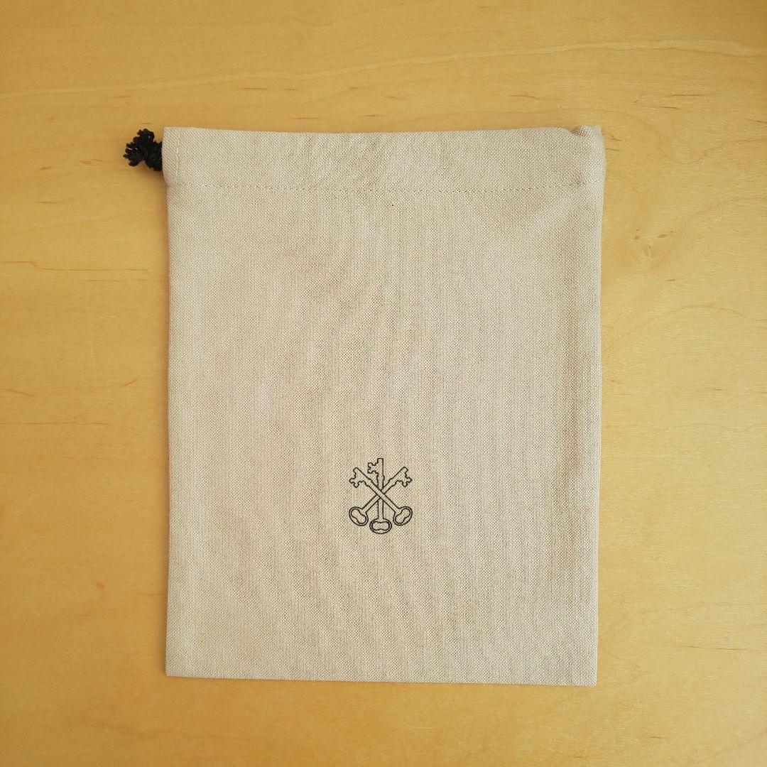 ARTS&SCIENCE ケース Round pouch アイボリー 美品