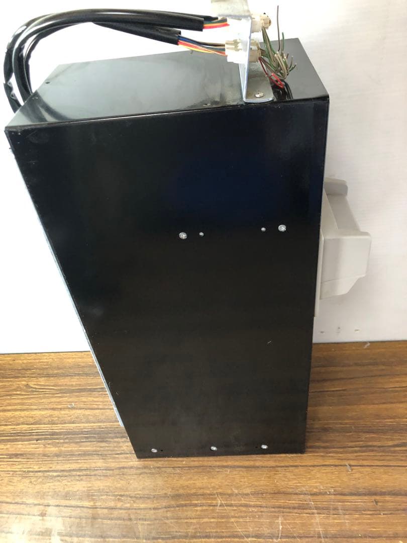 SANYO SBV-123SEN シリーズ 鍵付き(1)