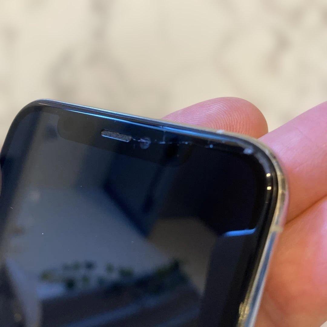 【必ずお読みください】iPhone 11 pro 512GB【iOS2