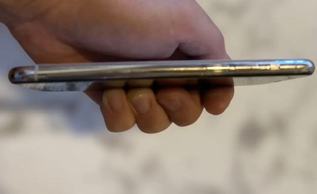 【必ずお読みください】iPhone 11 pro 512GB【iOS2