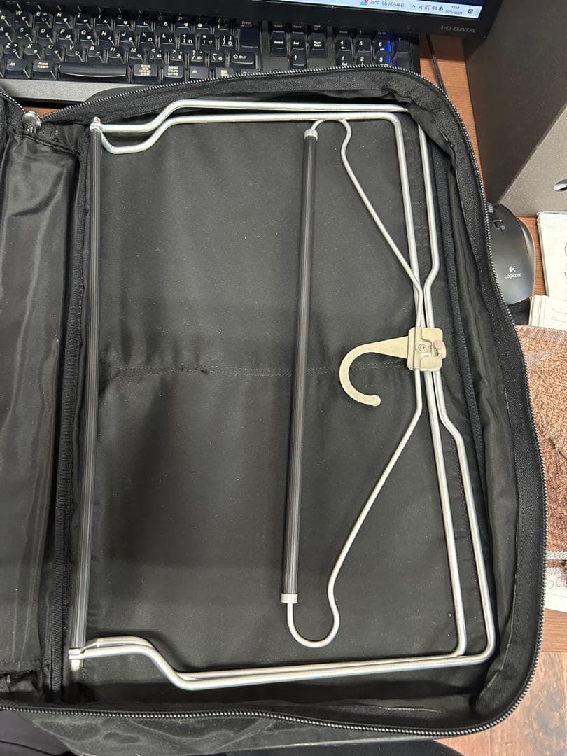 PRADA ブラック ガーメントバッグ