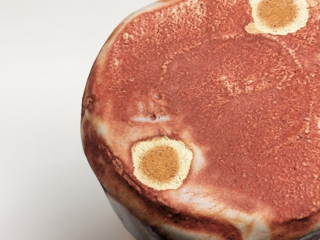 林正太郎　志野花入　高さ14センチ