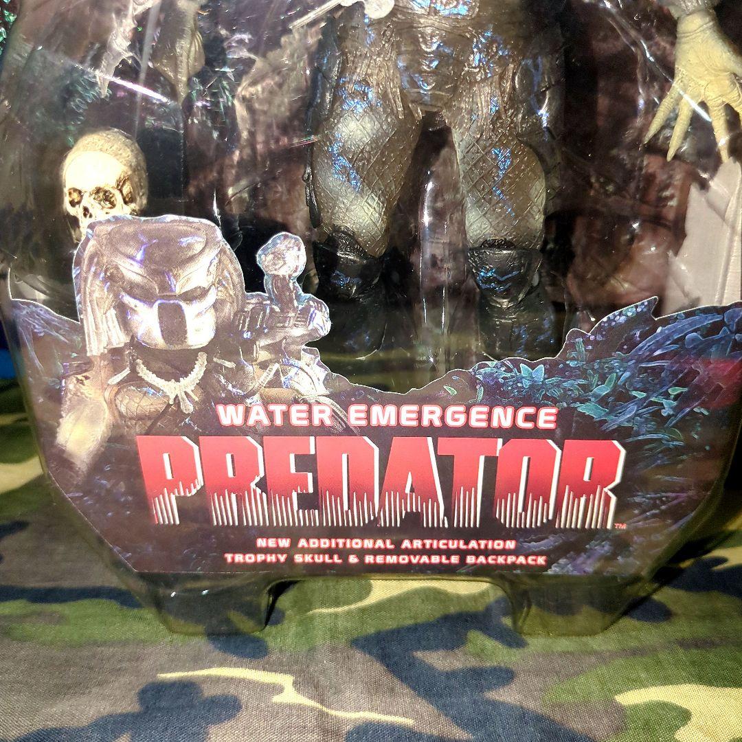 NECA／ウォーターエマージェンシー•プレデター【未開封】