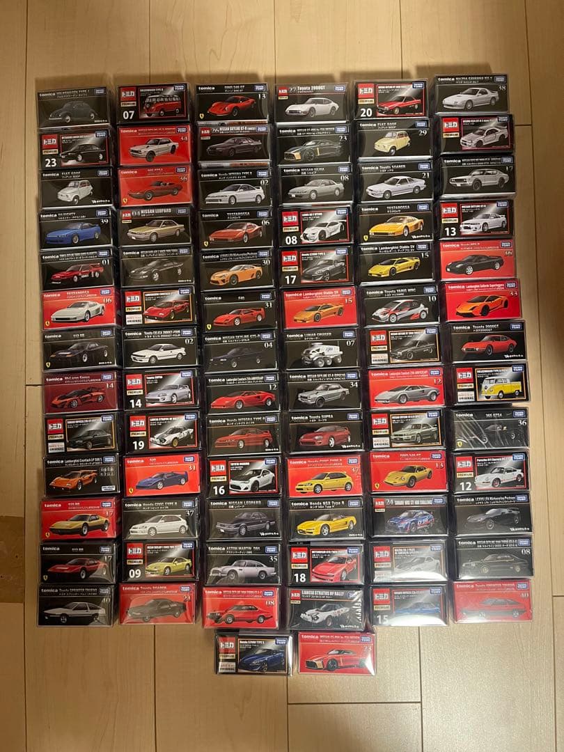 トミカプレミアムセット