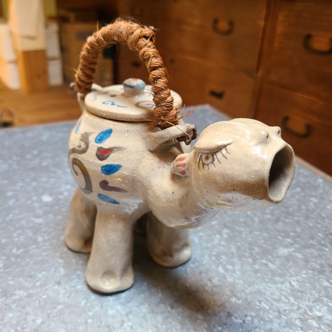 ラクダ　ラクダポット　ラクダ急須　陶器　作家もの　オブジェ