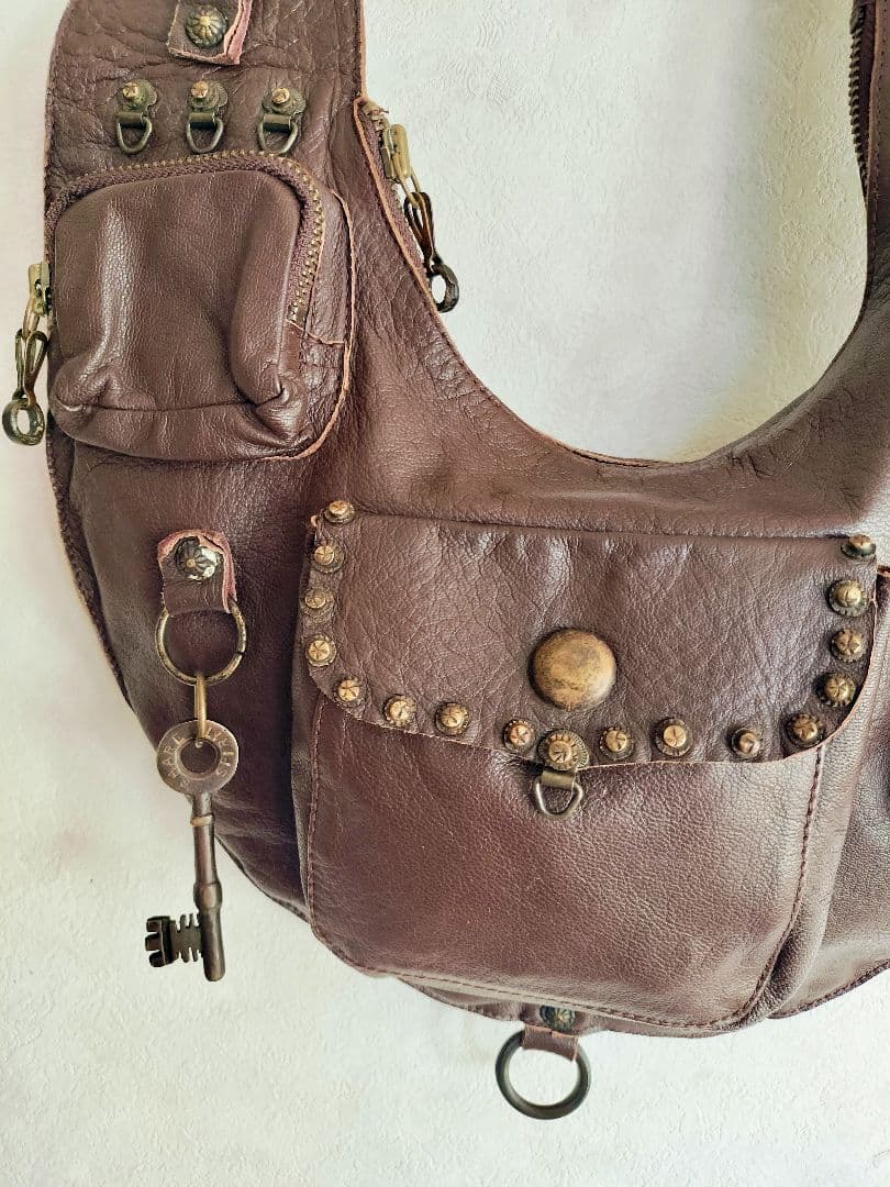 SHARE SPIRIT / レザーショルダーバッグ ブラウン