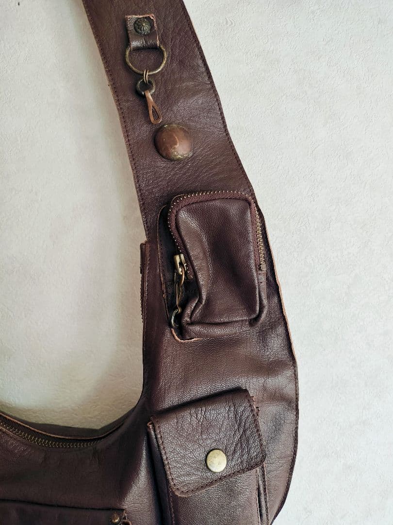 SHARE SPIRIT / レザーショルダーバッグ ブラウン