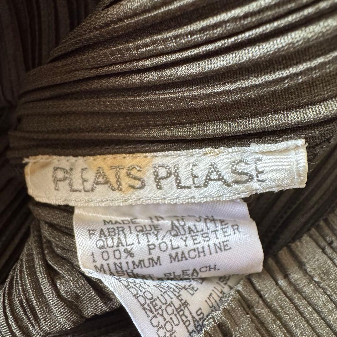 イッセイミヤケ　オリーブグリーン ポロシャツ 半袖　プリーツ