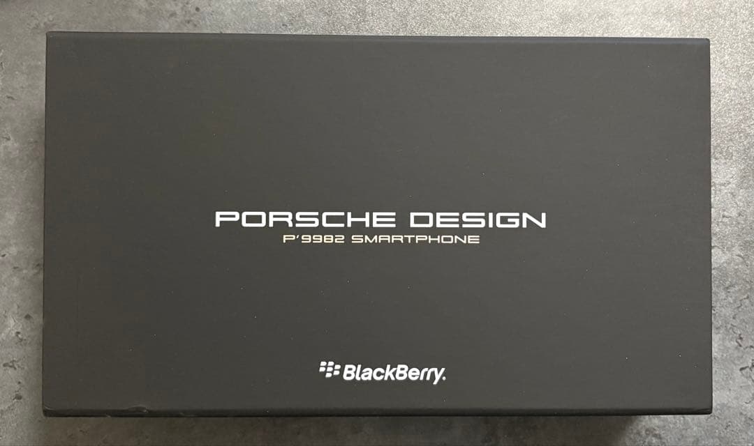 ブラックベリーBlackBerry Porsche Design 9982