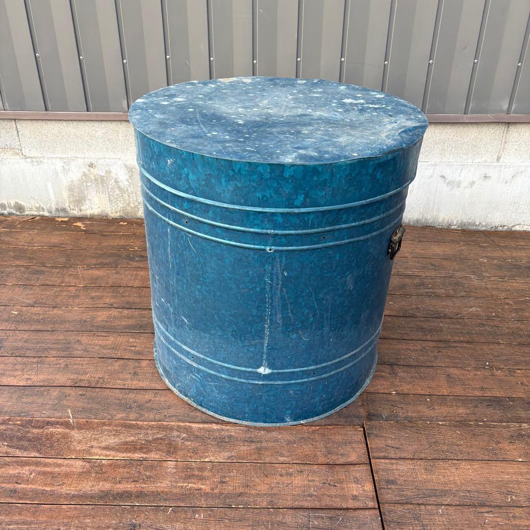 昭和レトロ ブリキ製 円筒形収納ボックス 大型収納ケース フタ付き ビンテージ青
