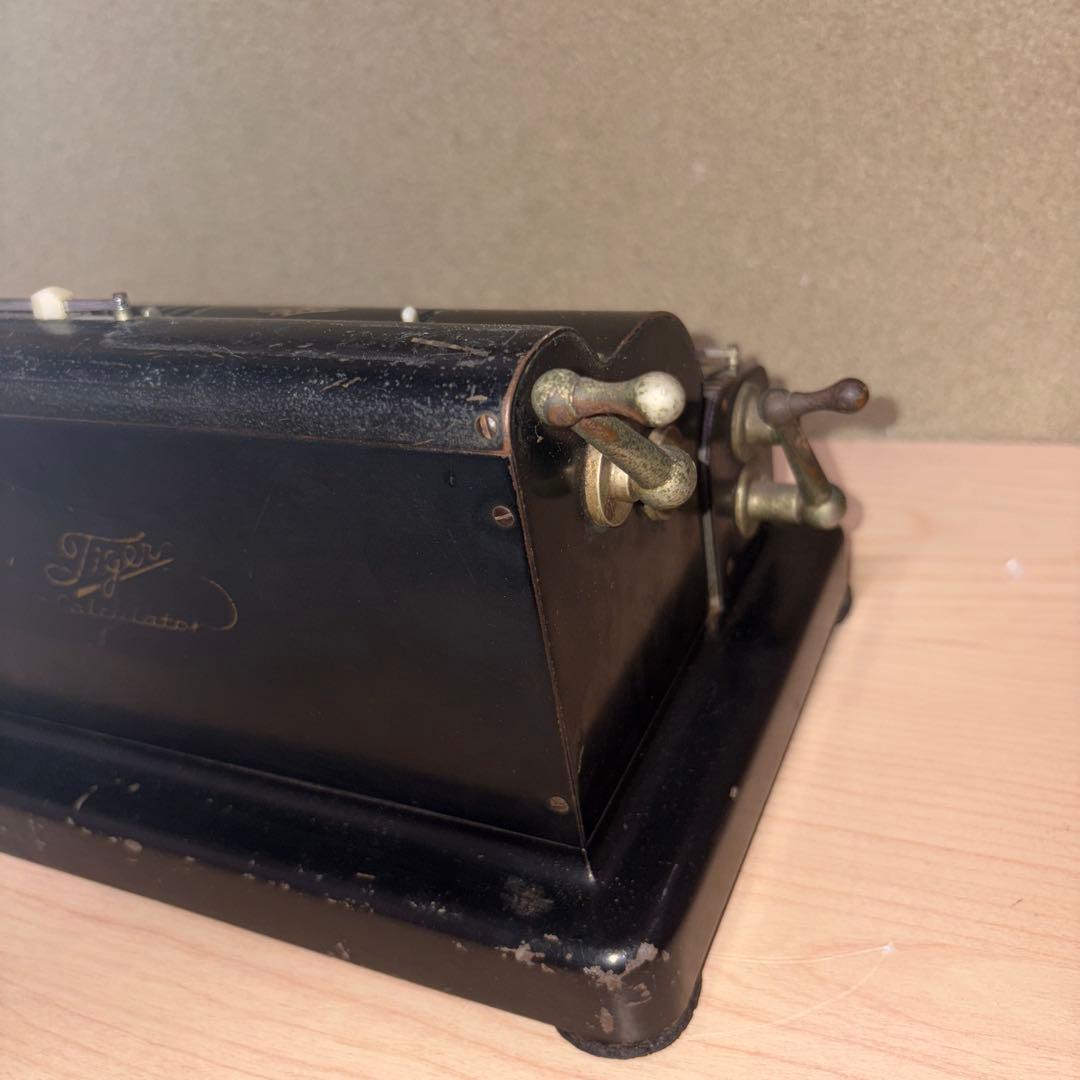 レトロ希少昭和２０年代タイガー計算機